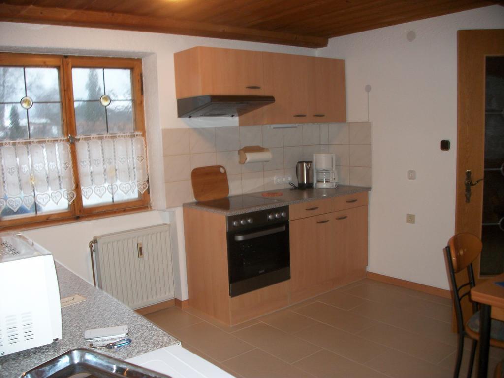 Haus Alpenrose Apartment Швангау Стая снимка