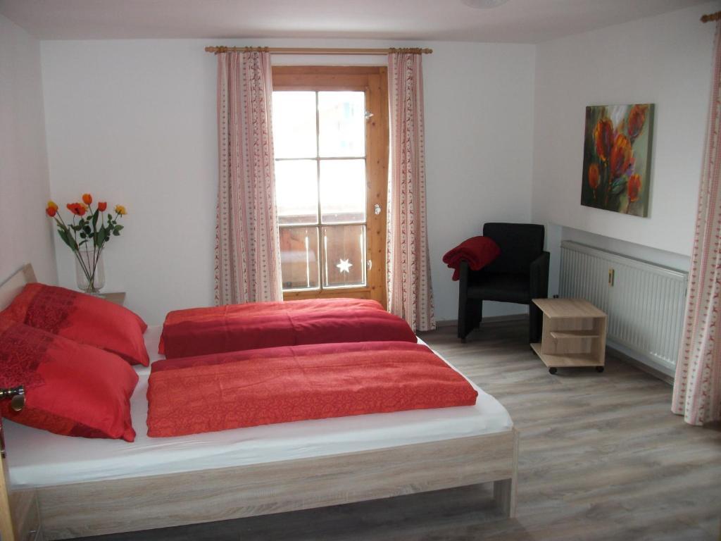 Haus Alpenrose Apartment Швангау Стая снимка