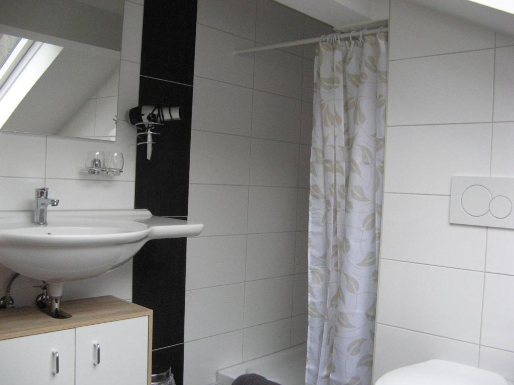 Haus Alpenrose Apartment Швангау Стая снимка